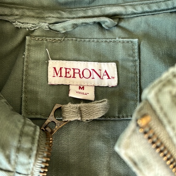 Womens vest bundle! - Picture 5 of 6